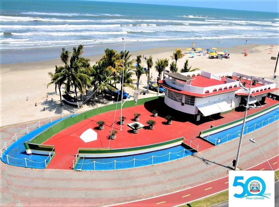 Apto Pe Na Areia Com Vista Para O Mar E Wifi Praia Grande  Bagian luar foto